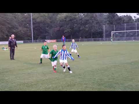 Kopbal goal Daan tegen Lugdunum Jo10-1