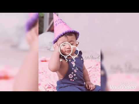Wajiha's Cakesmash on 1st Birthday