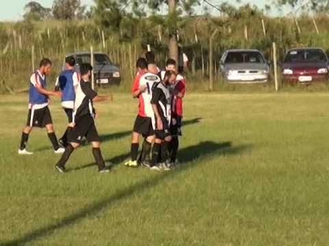 02 Compacto Huracán 3 River 0