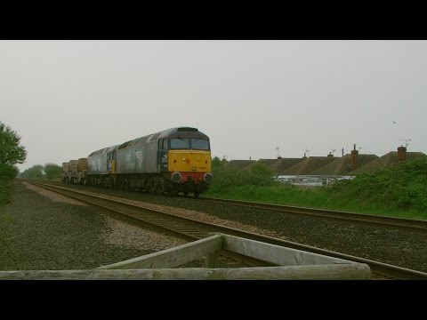 Prestatyn 11.5.2016 - DRS 57003 & 57301 Goliath on Valley flasks - Class 57