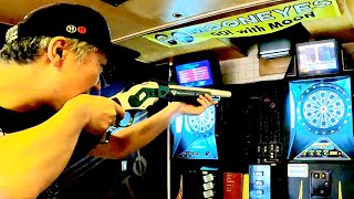 Darts with shotgunショットガンでダーツ