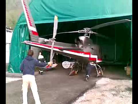 Parcheggio di Ecureil nell'hangar