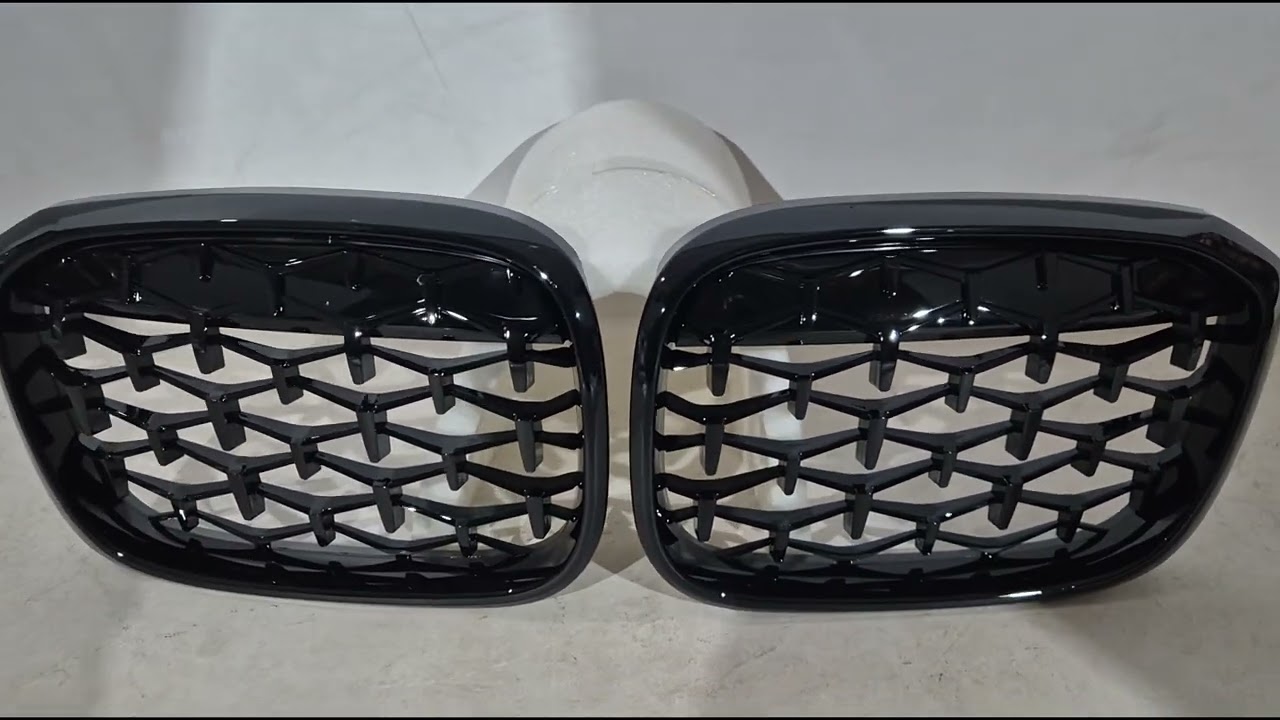 BMW X3 G01 2018– Nyregrill Diamond Black (2018-2021, sort kant) Video 1