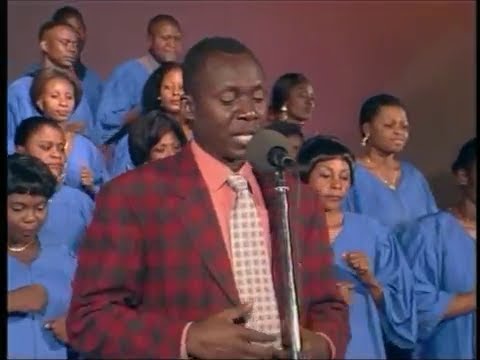 Charles Mombaya - Tu es Dieu