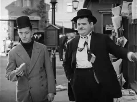 Laurel and Hardy in The Battle of the Century 1927 | Yüzyılın Savaşı