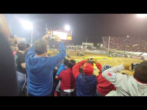 Monster Jam World Finals 18 Freestyle Encore Grave Digger 35th Anniversary