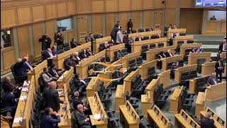 مناوشات نيابية في الجلسة الصباحية