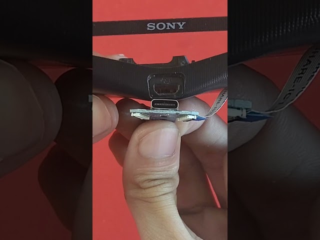 Vídeo relacionado con Alnicov Conjunto de Puerto de Carga de Repuesto para PS4 DualShock 4, Pieza de reparación Adaptador Micro USB Módulo Conector de Placa de Enchufe para Controlador PlayStation PS4?; JDS-055 050