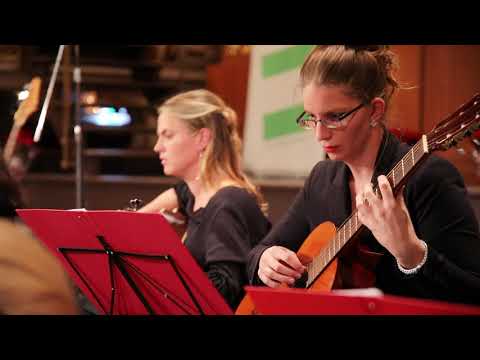 Gitarren Orchester Graz - Eine Kleine Nachtmusik - IV. Rondo