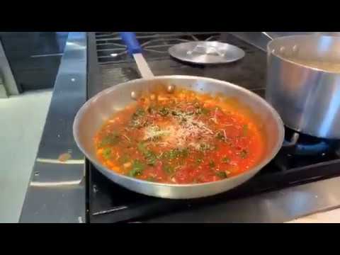 How to cook fresh Penne with Arrabbiata Sauce (recipe)
