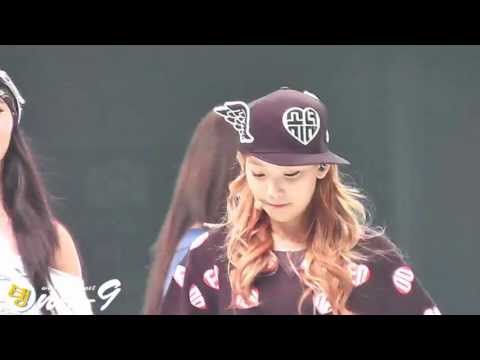 [Fancam] Taeyeon130622 - Talk at Asia Style Collection 2013 by One-9