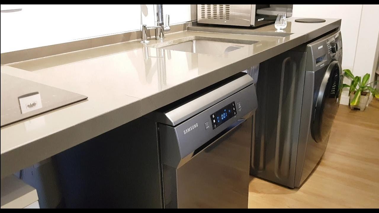 Lava louças Samsung Black 10 serviços.