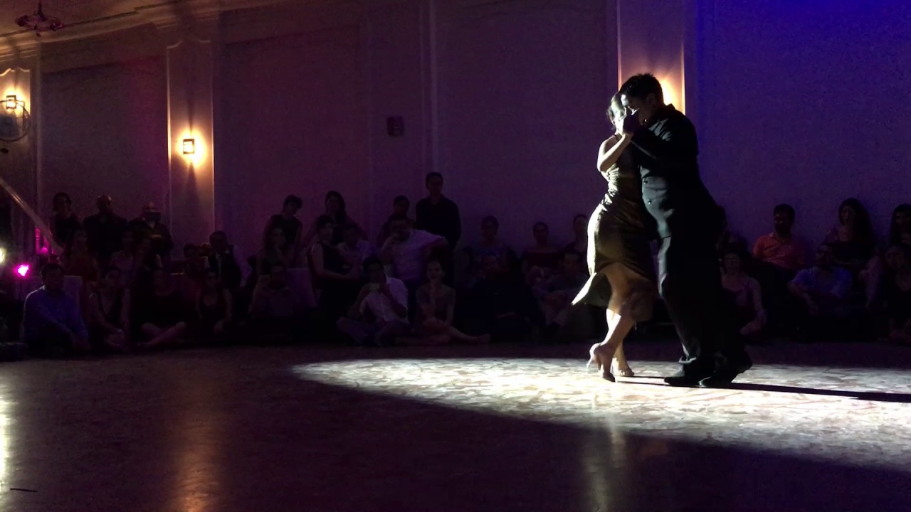 Carlitos Espinoza y Noelia Hurtado en ciudad de México 2016