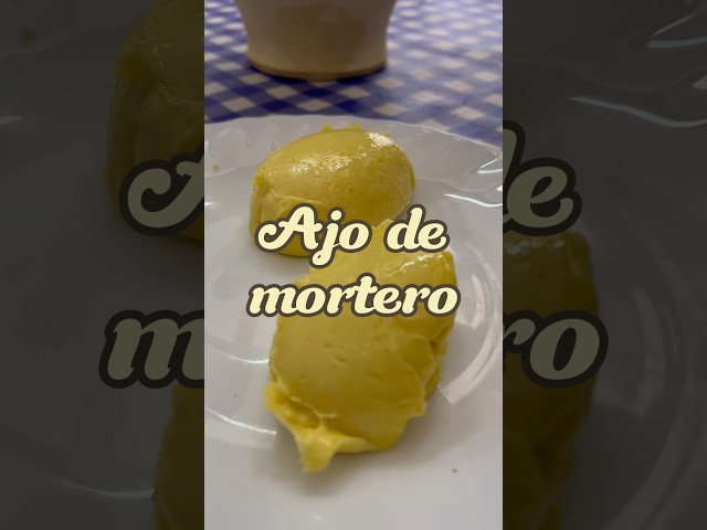 Vídeo relacionado con Fackelmann Mortero de Cocina para Triturar Especias, ajos y aliños, Majar, Salsas y Alioli, 14x10cm y Mano 3,5x20cm, Madera Natural de Abedul, 14x10cm, 1ud
