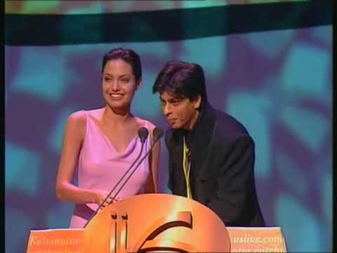 IIFA 2000 Shahrukh Khan & Angelina Jolie share the stage as co-presenters at 1st IIFA.avi