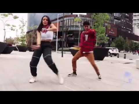 Now united: Sabina Hidalgo dancing  Verte ir