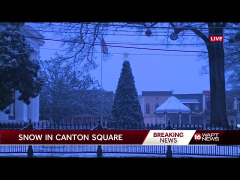 Snow falls in Canton