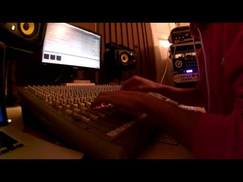 Greenadub meets George Palmer - Ready Fi Dem ( Cubiculo Records Studio )