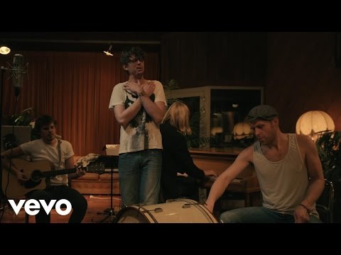 Albin Lee Meldau - Bloodshot (Live From Stockholm)