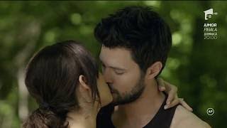 Download lagu ”Nu mai pot să trăiesc fără tine”. Alex și Sonia, sărut pasional în pădure mp3 Download lagu ”Nu mai pot să trăiesc fără tine”. Alex și Sonia, sărut pasional în pădure mp3