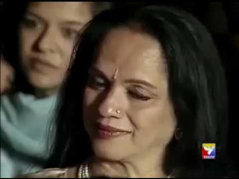 ▶ JAGJIT SINGH Live In Concert   Life Story    Part 1    by dastani   YouTube