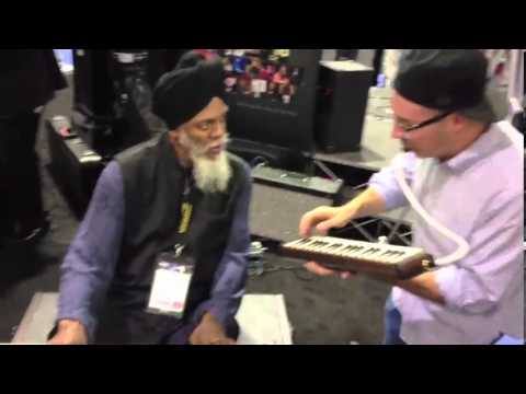 Sam Barsh with Dr. Lonnie Smith - melodica / organ jam at NAMM 2013