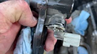 Land Rover LR4 5.0 Coolant Pipes Replacement