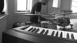 Pinzin Kinzin (Avishai Cohen Trio) Drum Cover