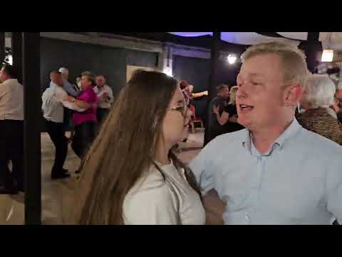 15 listopada 2025 Kacper z NATALKĄ szaleli na Ludowej ZABAWIE w TACZOWIE 