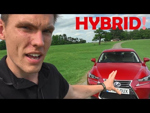 Playing With the Future in the Lexus IS300h!