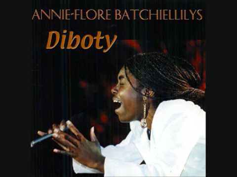 ANNIE FLORE BATCHIELLILYS LE CHANT C'EST MON CHAMP