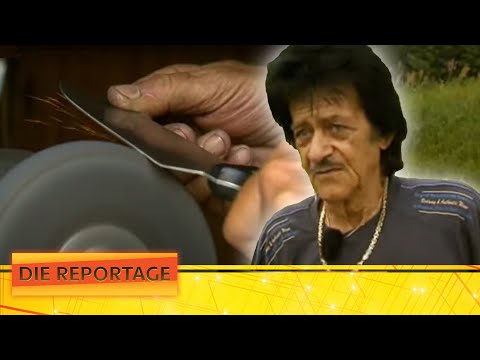 Knife Grinders & Showmen: The Last of Their Kind! | 1/2 | The Report | ATV