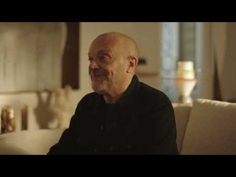 Max Pezzali di ieri e di oggi commentano i plus di Sky Glass. Merito dell’IA