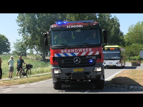 Tankautospuit Schoorl 104241 met spoed naar een Brand op de N245 in Dirkshorn