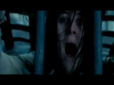 En tiempo de brujas Trailer en español