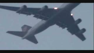 preview picture of video 'Jumbo Jet 747 of Luthansa'