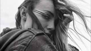 Wonderwall - Zella Day (Oasis cover)