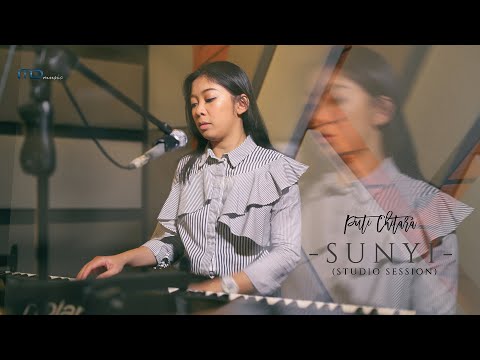 Puti Chitara - Sunyi (Studio Session) | OST. Sunyi