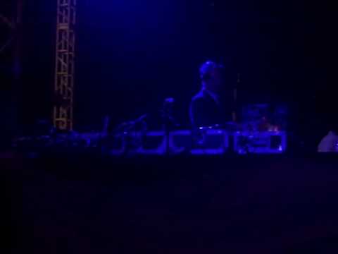 BESTIVAL 2009. MAJOR LAZER. IIII PON DE FLOOR.