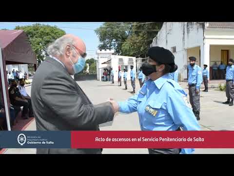Más de 500 penitenciarios ascendieron al grado inmediato superior