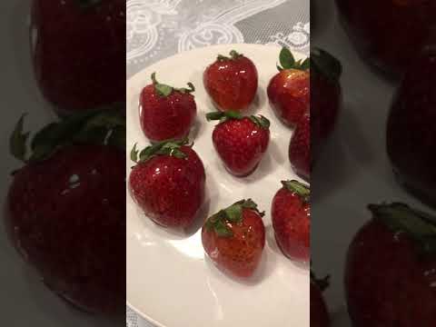 EASY Strawberry Tanghulu Recipe - No Candy Thermometer & No Corn Syrup