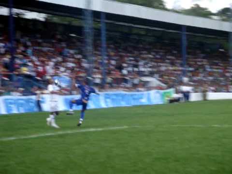 Gol de Yan sobre a URT - 2009