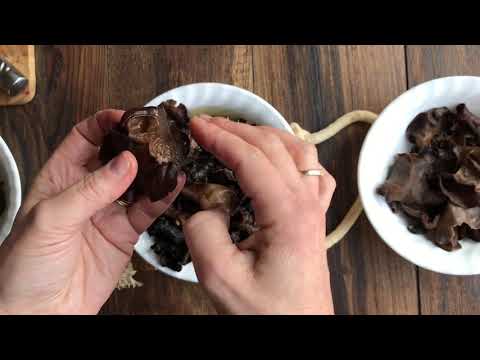 How to prepare dried wood ear mushrooms for recipes