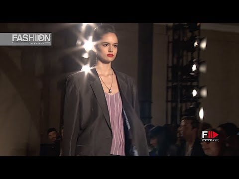 PAUL SMITH Spring Summer 2019 Menswear Paris - Fashion Channel