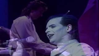 Gary Numan - Are 'Friends' Electric? "Laughs" Live