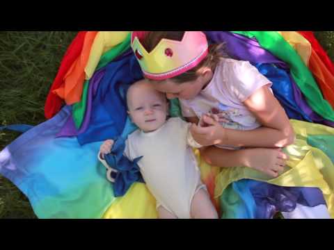 download lagu mp3 mp4 Sarahs Silks, download lagu Sarahs Silks gratis, unduh video klip Sarahs Silks