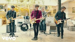 Dvicio - #Be More Barrio - Sheppard (Dvicio) Cover for Pull&amp;Bear