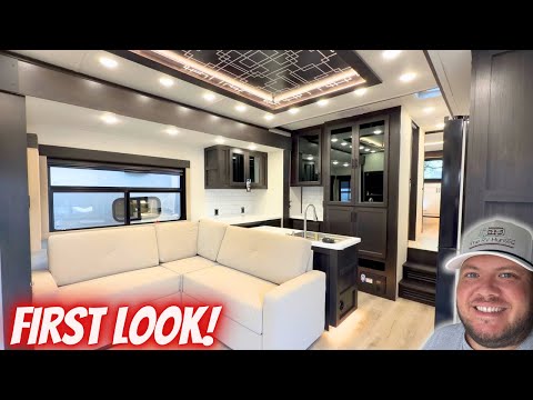 ANOTHER National Debut!? 2026 Vengeance 4413 | Tampa Super Show Day 4 