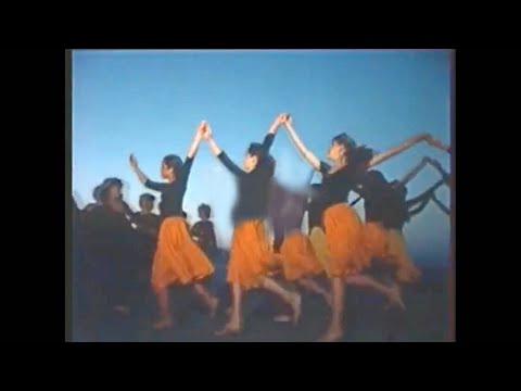 Israeli folk dancing - Rad Halaila, Hora Neurim (Israel, 1981) Israeli dance festival, folk dances