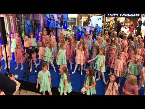 Tantsukingad - Laulupesa lapsed - Moekuulutaja 2017